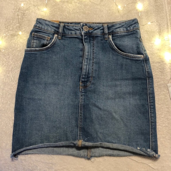 Zara jean miniskirt 🎉 - Picture 1 of 3